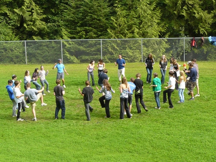 Group Games For Team Building 11